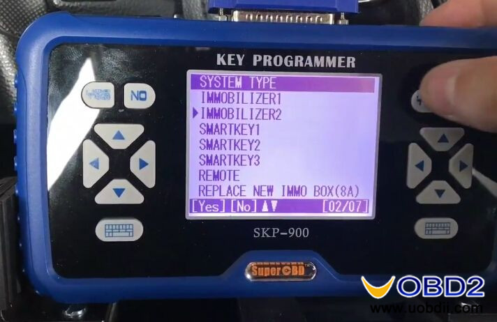 skp900-program-new-toyota-corolla-h-chip-remote-key-3
