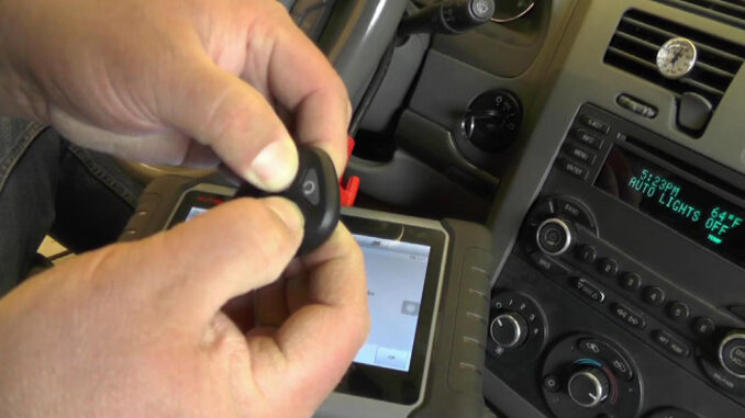 Autel Maxi PRO MP808 2006 Chevy Malibu KeyFob Programming – UOBDII