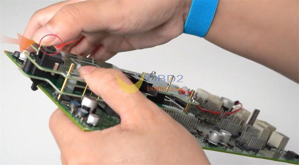 how-to-connect-xhorse-bdc2-adapter-and-vvdi2-4