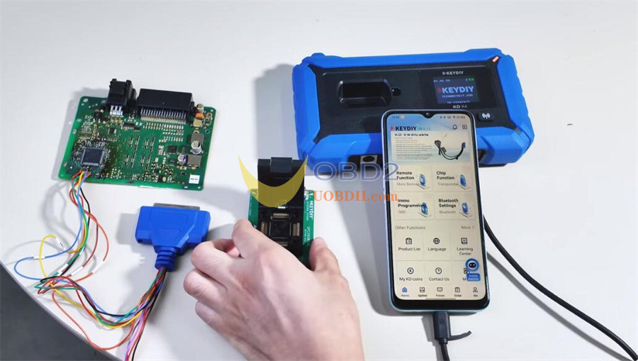 keydiy-spc560b60l3-programming-socket-and-kd-x4-1