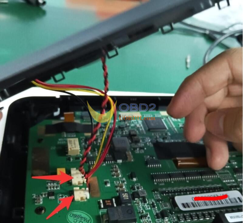 obdstar-dc706-replace-screen-and-mainboard-10